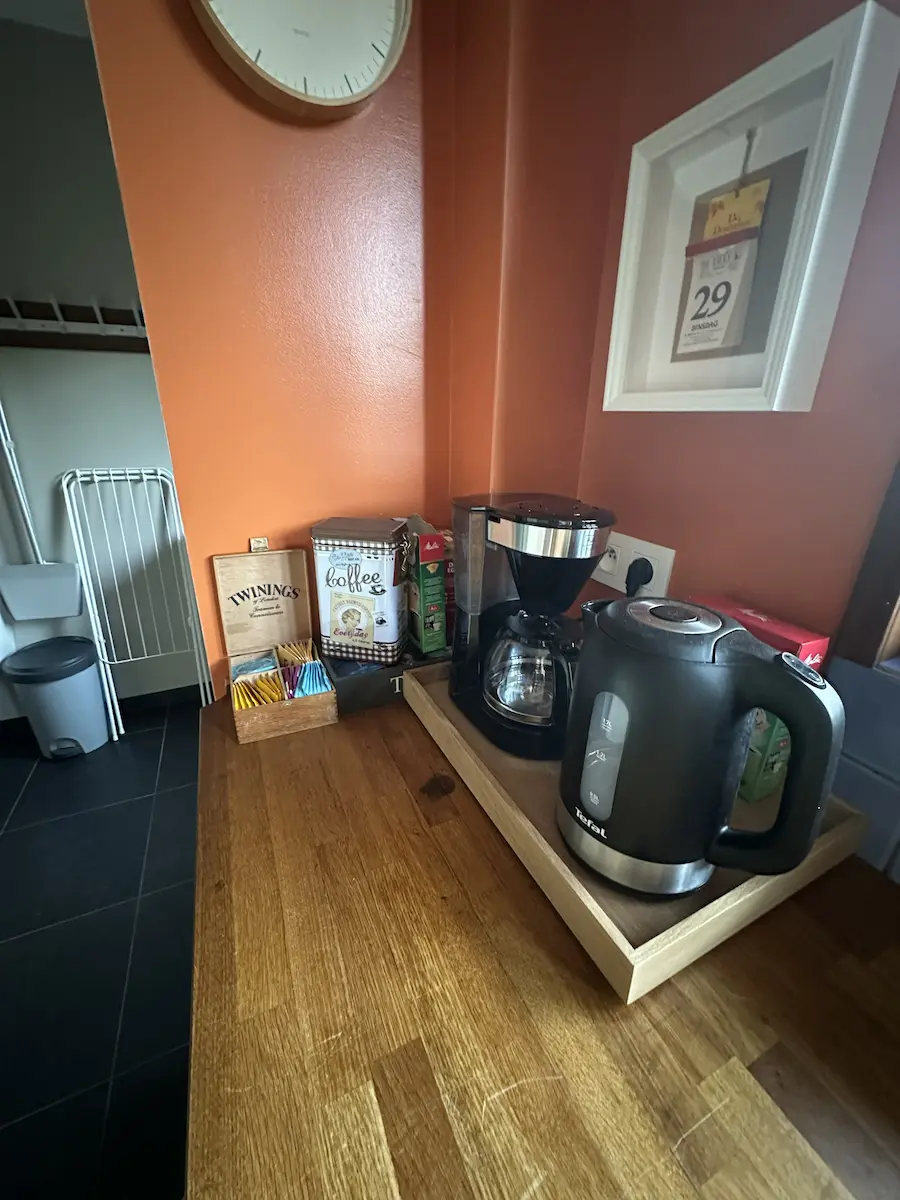 Koffie- en theefaciliteiten.