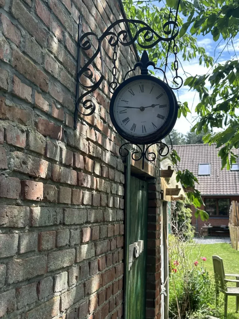 De tuin heeft aparte kamers die als prvié gedeelte door de gasten kunnen worden gebruikt.